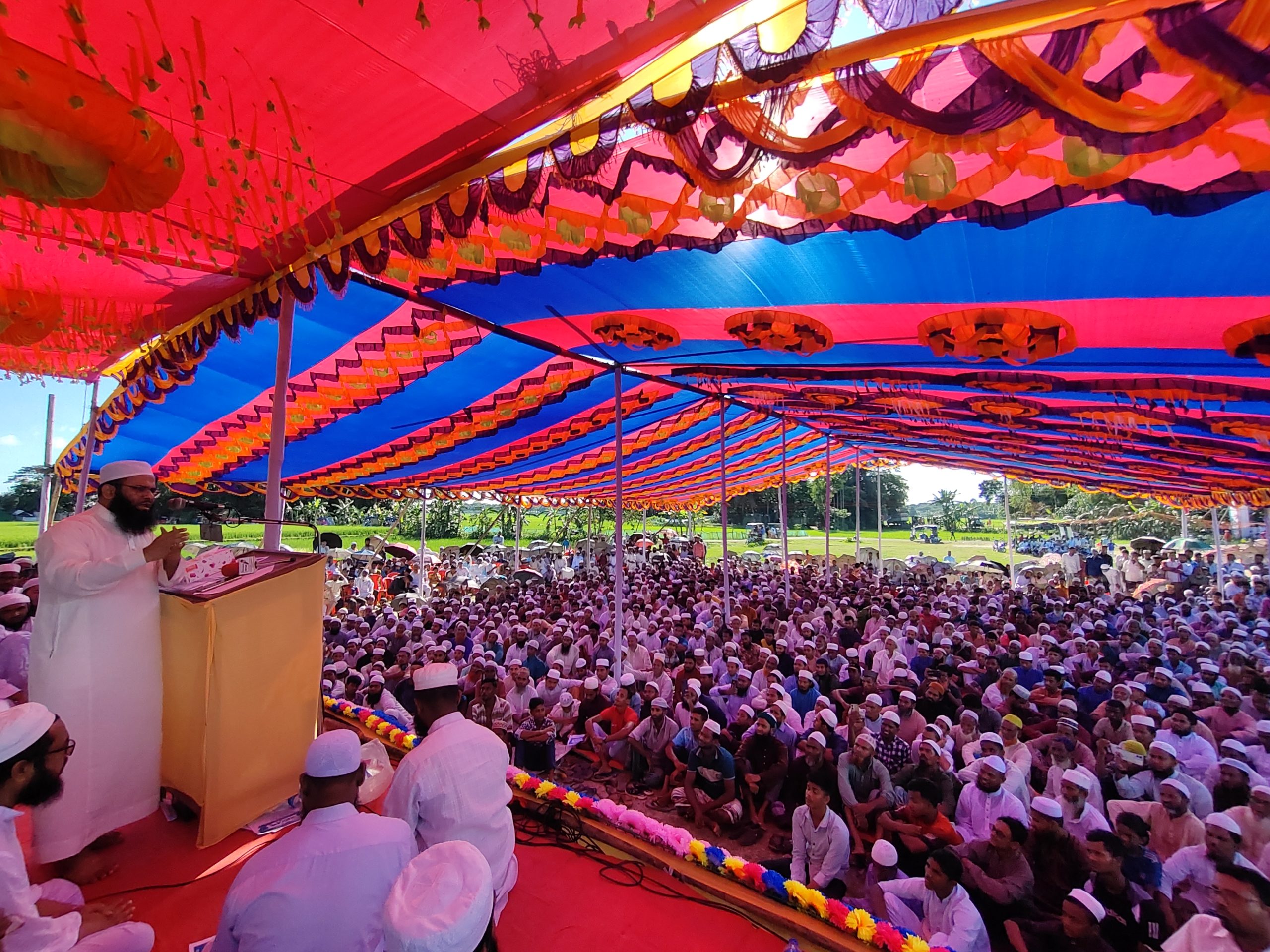 বারহাট্টায় কুরআন অবমাননার প্রতিবাদে সমাবেশ অনুষ্ঠিত