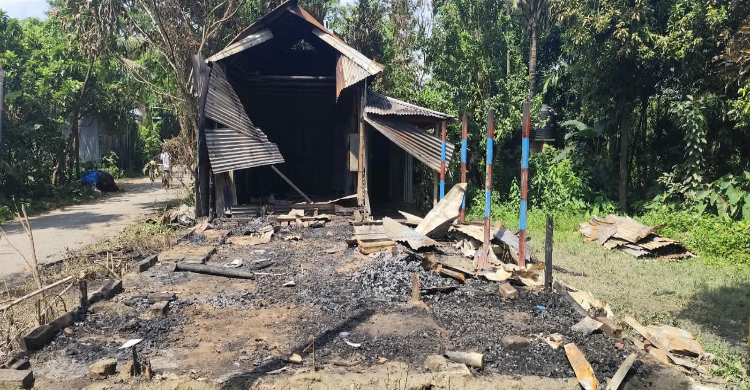 অগ্নিকাণ্ডকে ঘিরে মামলার নাটক, একে অপরকে দোষারোপ দুই পক্ষের