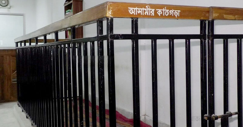 সম্পত্তির বিরোধ নিয়ে গর্ভধারিনী মাকে কাঠগড়ায় দাঁড় করালো নিজ সন্তান