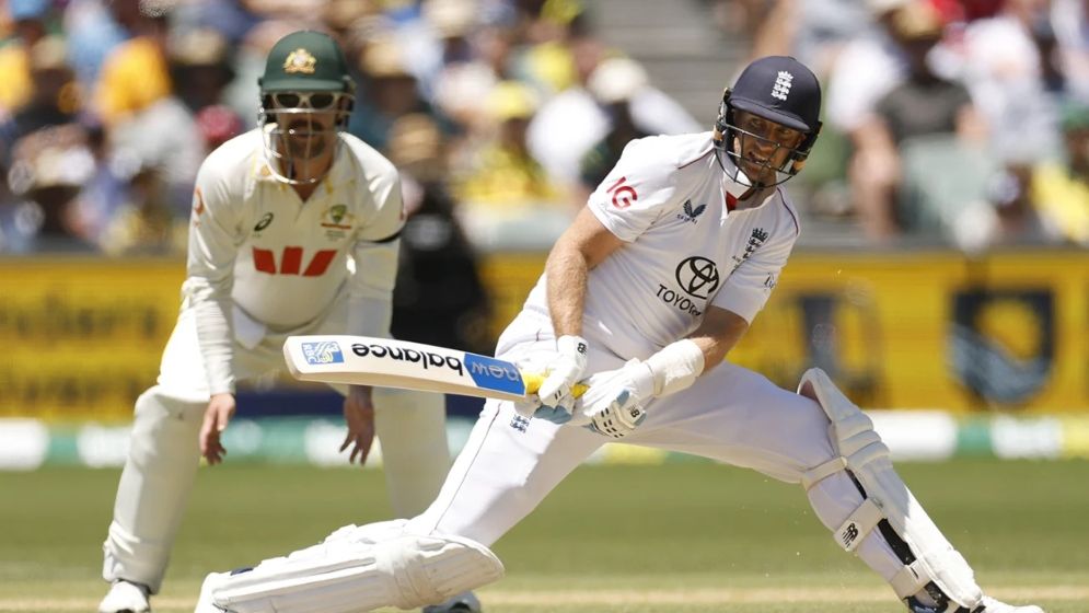 সিরিজ বাঁচাতে বিশ্বরেকর্ড গড়তে হবে ইংল্যান্ডকে