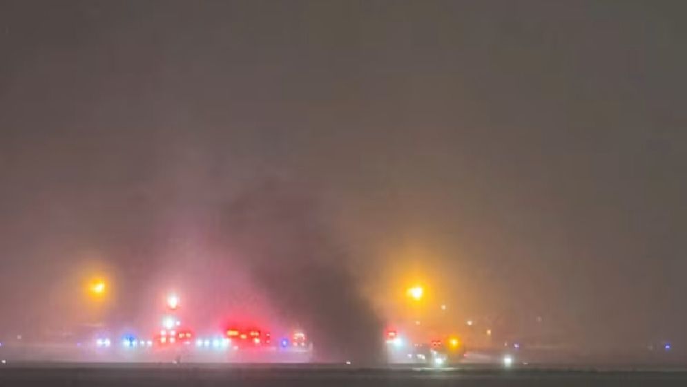 যুক্তরাষ্ট্রে ৮ যাত্রী নিয়ে বোম্বার্ডিয়ার জেট বিধ্বস্ত