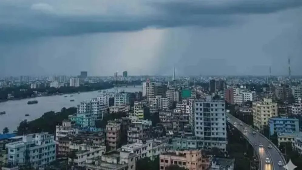 ঢাকায় আংশিক মেঘলা আকাশ, যে বার্তা দিল আবহাওয়া অফিস