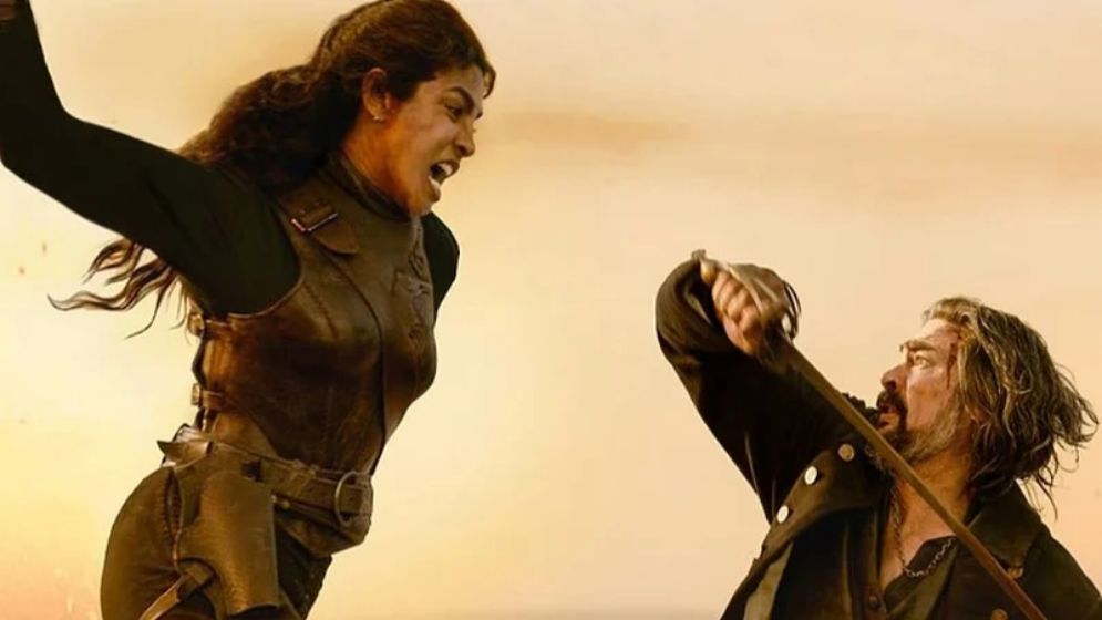 ‘দ্য ব্লাফ’ ট্রেলার প্রকাশ, জলদস্যু রূপে হাজির হলেন প্রিয়াংকা