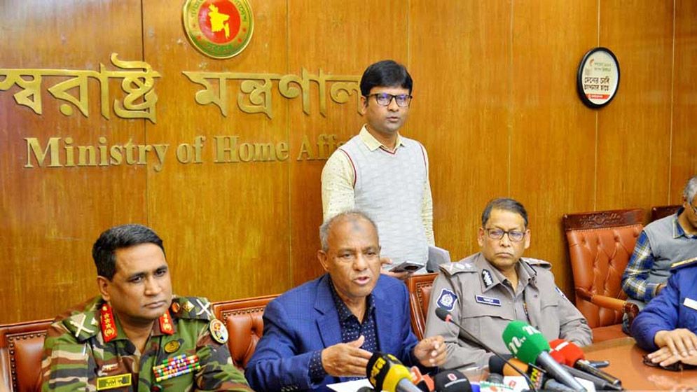 ৫৯ শতাংশ ভোটকেন্দ্র ‘ঝুঁকিপূর্ণ’: স্বরাষ্ট্র উপদেষ্টা