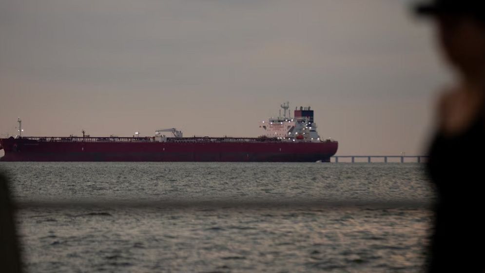 ভেনেজুয়েলার তেল উৎপাদন বাড়াতে যুক্তরাষ্ট্রের তোড়জোড়