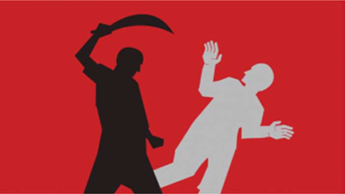 যশোরে নেশার টাকা না পেয়ে বাবা-মাকে কুপিয়ে জখম, হাসপাতালে বিছানায় কাতর