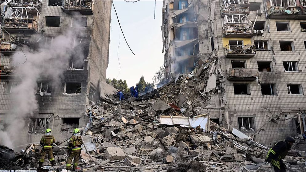 যুদ্ধ বন্ধে প্রথম ত্রিপাক্ষিক বৈঠকে বসছে যুক্তরাষ্ট্র-রাশিয়া-ইউক্রেন