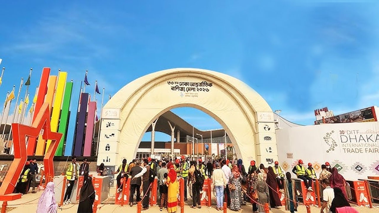 বাণিজ্যমেলায় ৩৯৩ কোটি টাকা বিক্রি, রপ্তানি আদেশ ২২৪ কোটি