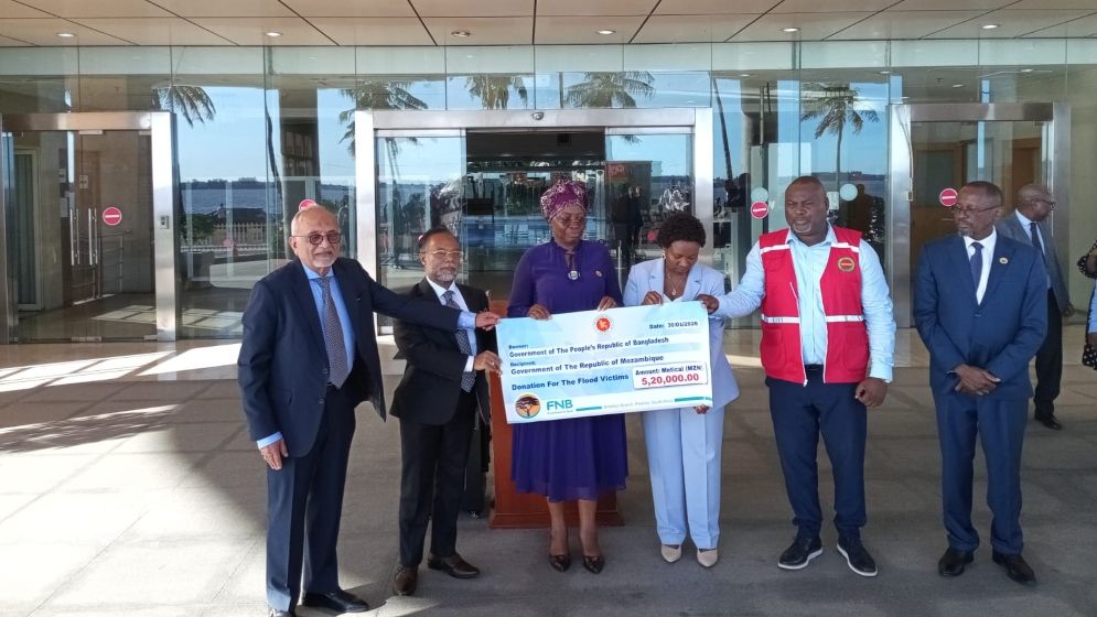 মোজাম্বিকে বন্যাদুর্গতদের পাশে দাঁড়াল বাংলাদেশ