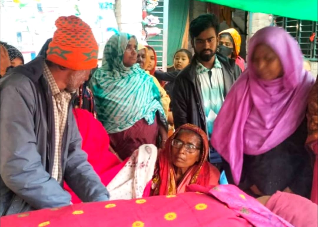 ক্যানসারের অসহনীয় যন্ত্রণা। ভোরে আমগাছে ঝুলন্ত নারীর লাশ উদ্ধার