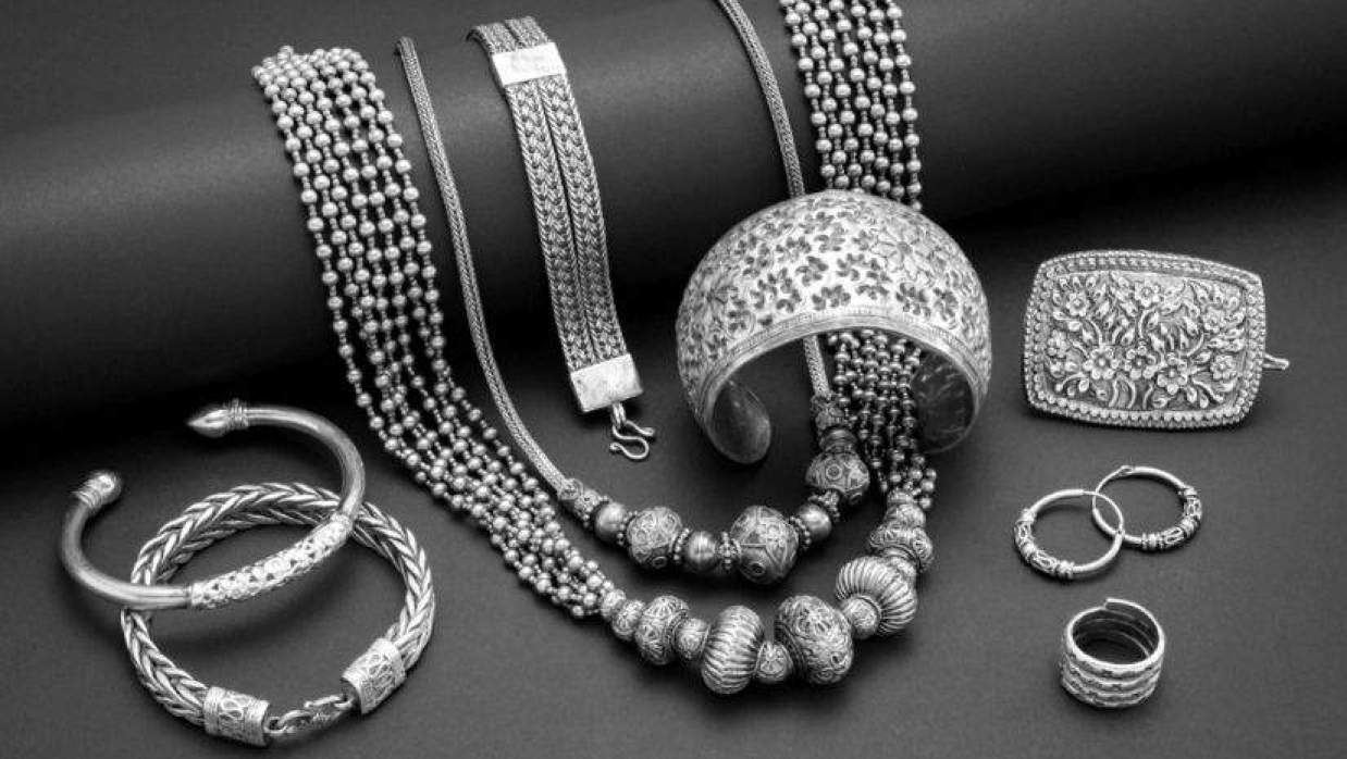 বাড়ল রুপার দাম, ভরিতে কত?