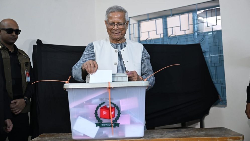 ঈদের মতো উৎসব চলছে: প্রধান উপদেষ্টা