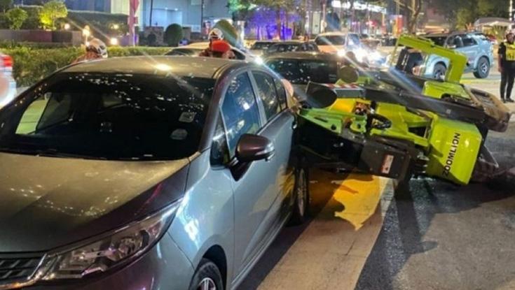 মালয়েশিয়ায় ক্রেনচাপায় বাংলাদেশি নিহত