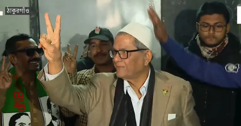 ভোট দিলেন মির্জা ফখরুল