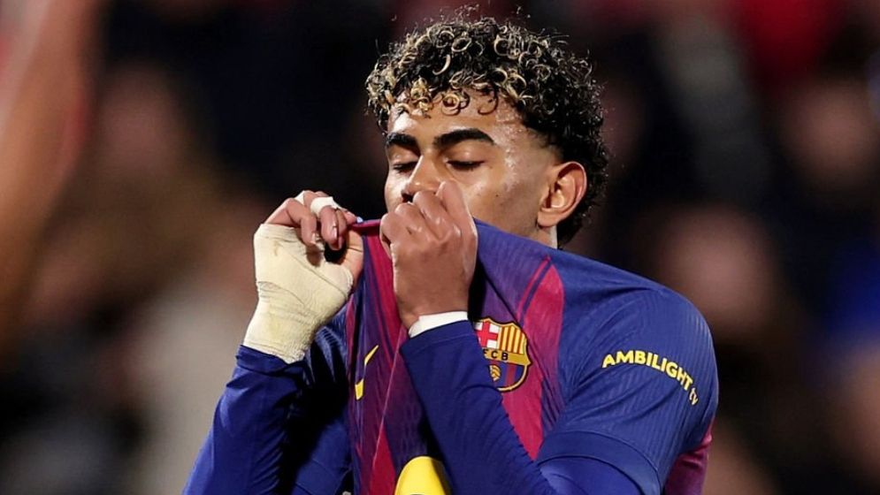 ইয়ামালের পেনাল্টি মিস, শীর্ষস্থান রিয়ালের হাতে তুলে দিল বার্সা