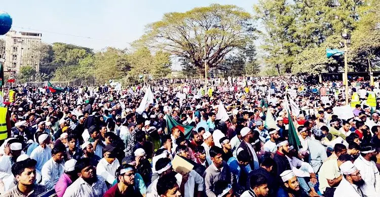 বরিশালে জামায়াতের জনসভায় মানুষের ঢল