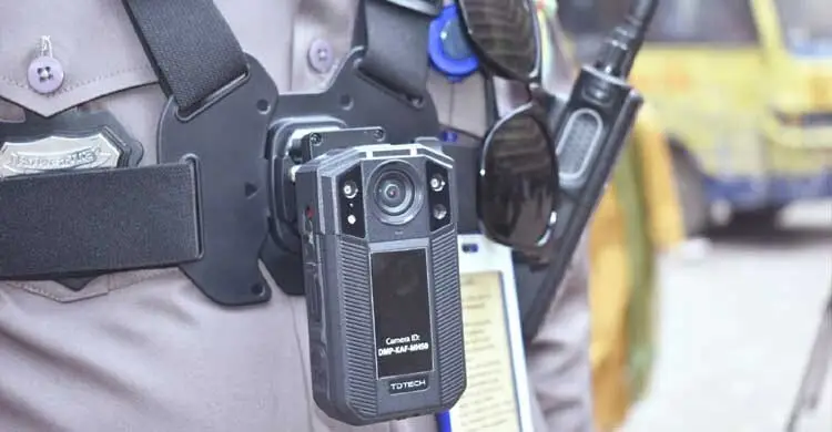 বডিওর্ন ক্যামেরায় ভোটে নজর রাখছে ইসি