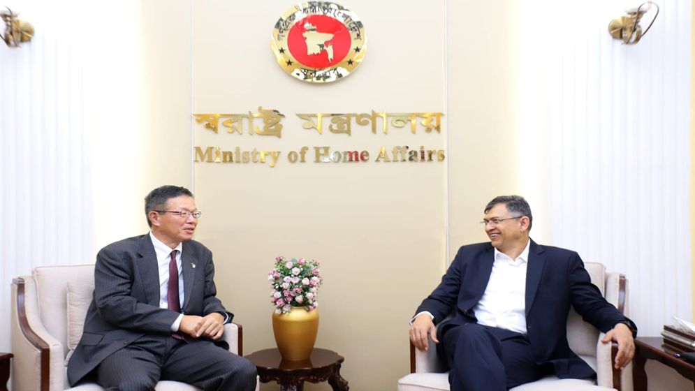 পুলিশ পুনর্গঠনে জাপানের সহযোগিতা চেয়েছেন স্বরাষ্ট্রমন্ত্রী