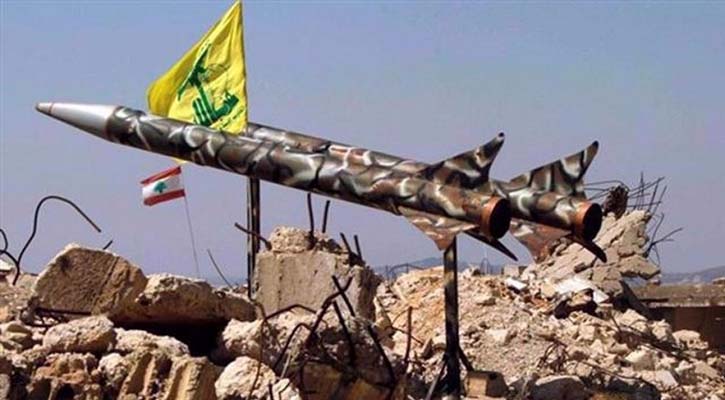 ইসরাইলি সেনাদের লক্ষ্য করে হিজবুল্লাহর একের পর এক রকেট হামলা