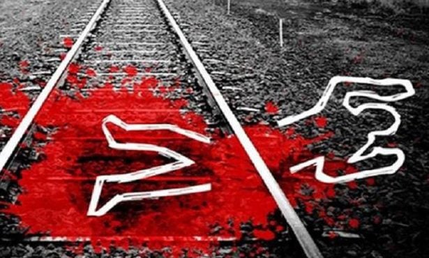 ট্রেনের নিচে কাটা পড়ে নিহত ১