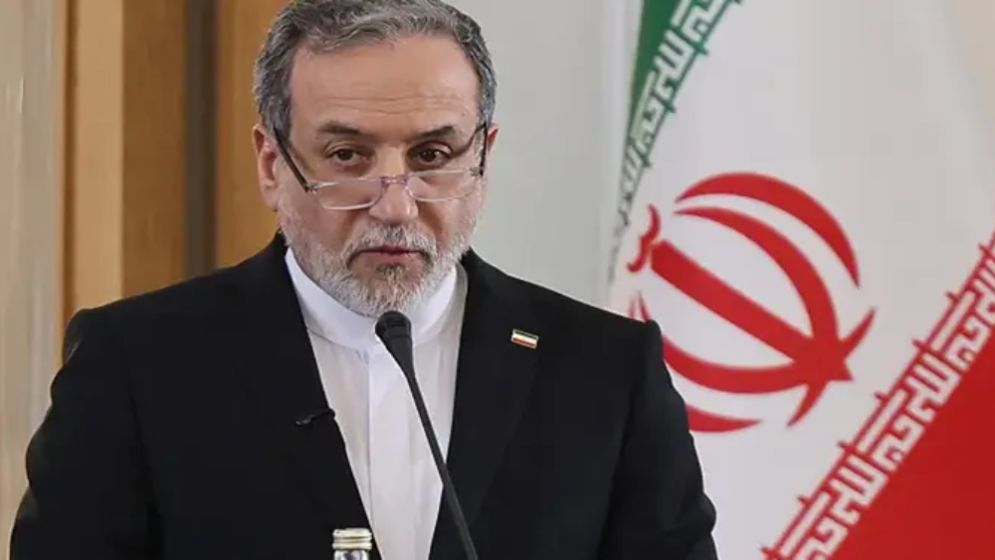 হরমুজ প্রণালী দিয়ে শত্রুদের ট্যাংকার যাবে না: আরাঘচি