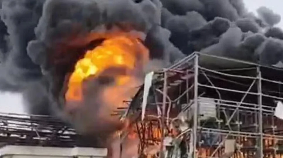 ইরানের হামলায় দাউ দাউ করে জ্বলছে ইসরাইলি শিল্পাঞ্চল