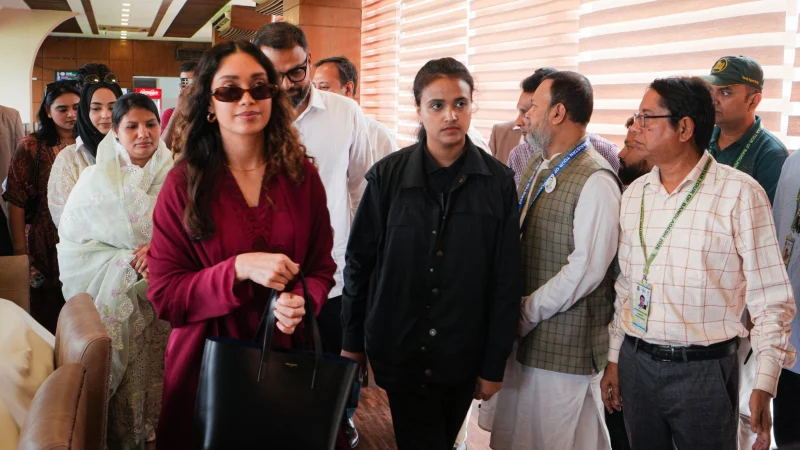 বাংলাদেশের খেলা দেখতে গেলেন জাইমা রহমান