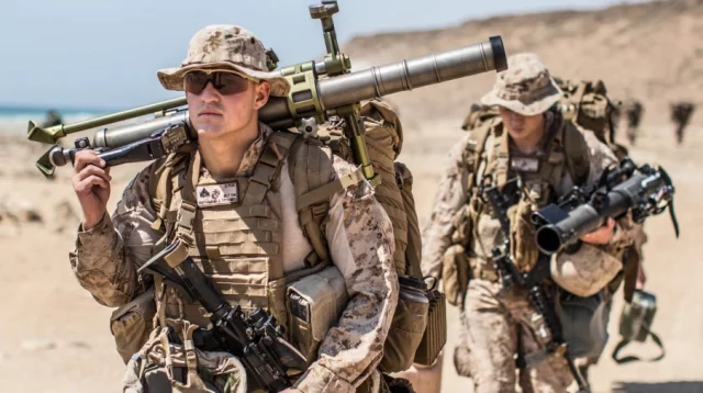 মধ্যপ্রাচ্যে আরও হাজার হাজার সৈন্য পাঠাচ্ছে যুক্তরাষ্ট্র