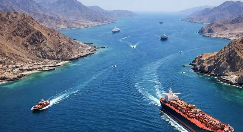 যুদ্ধবিরতি লঙ্ঘন ফের হরমুজ প্রণালি বন্ধ করল ইরান