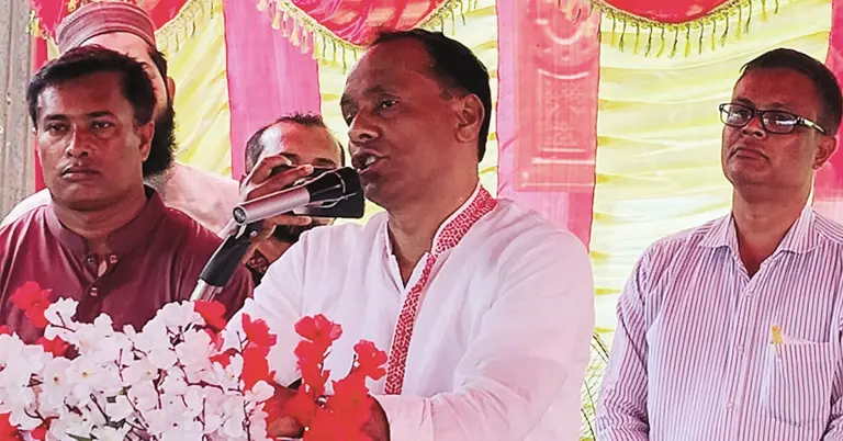 রাজনীতি করতে হলে শিক্ষকতা পেশা ছেড়ে দেওয়ার আহ্বান ডেপুটি স্পিকারের