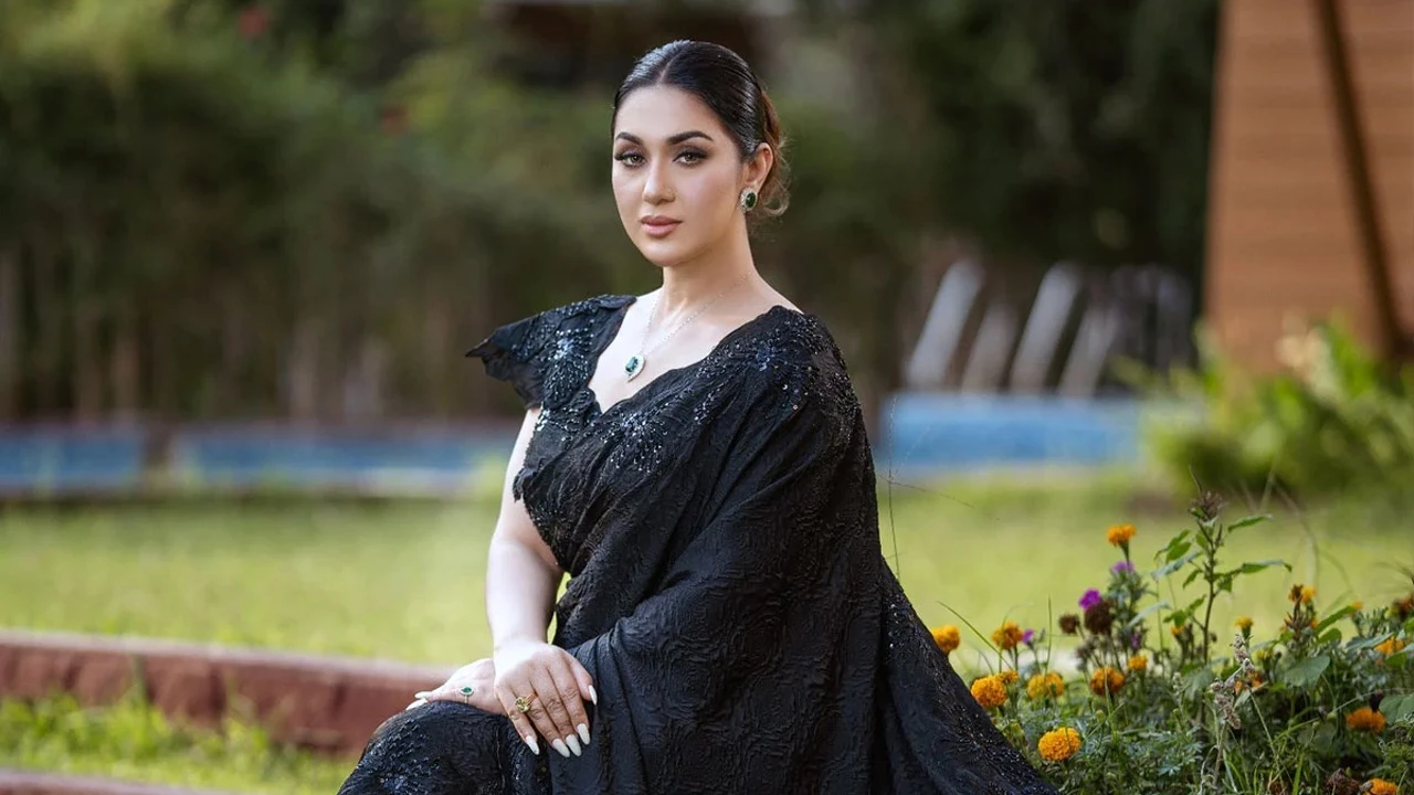 অল্প বয়সে বিয়ে জীবনের ভুল সিদ্ধান্ত ছিল : অপু বিশ্বাস