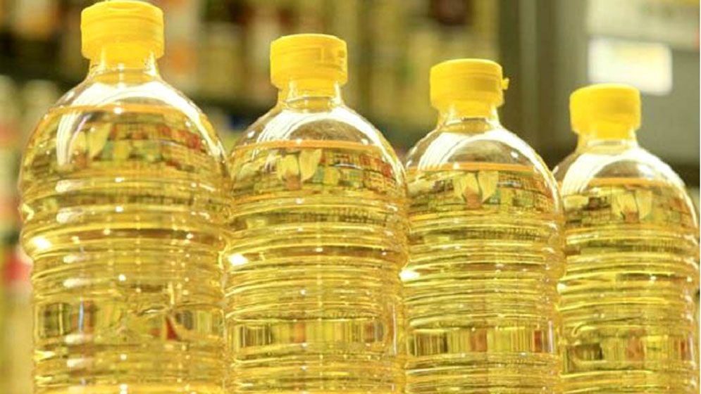 যে কারণে উধাও বোতলজাত সয়াবিন তেল