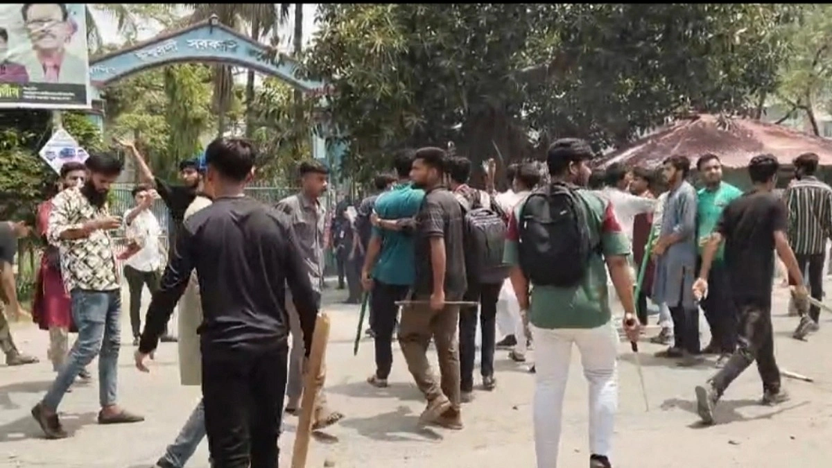 হামলার ঘটনায় ছাত্রদলের মামলা, শিবির নেতাদের খুঁজছে পুলিশ