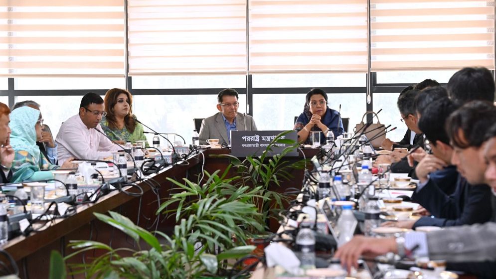 তৃতীয় টার্মিনাল পরিচালনা নিয়ে জাপানের প্রতিনিধিদলের সঙ্গে বৈঠক