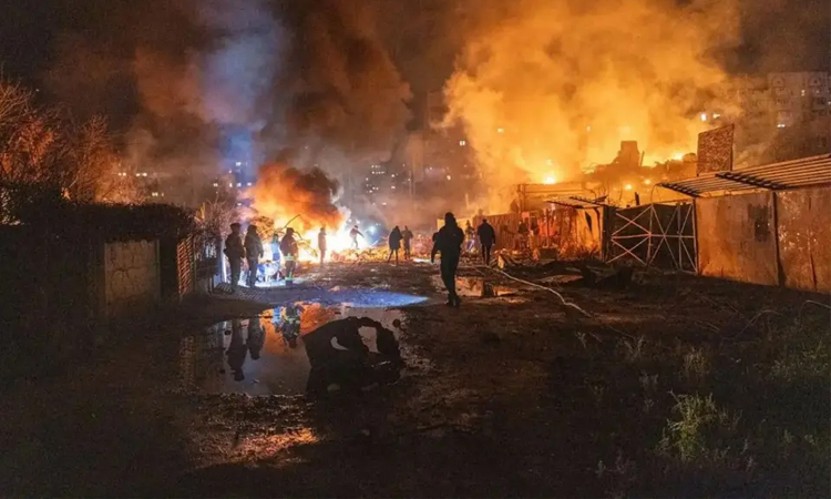 ইউক্রেনে ভয়াবহ হামলা চালিয়েছে রাশিয়া, নিহত ১৮