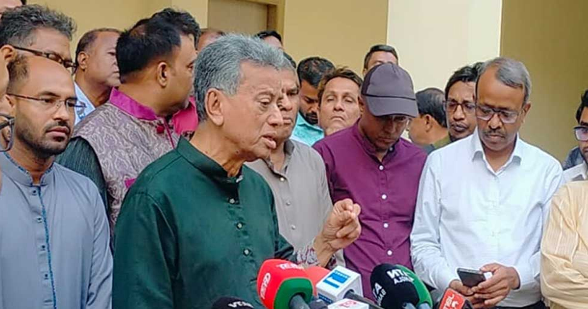 দেশে এখনো তেলের সংকট তৈরি হয়নি: অর্থমন্ত্রী